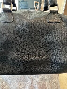 CHANEL Tote luggage  Leather Shoulder strap